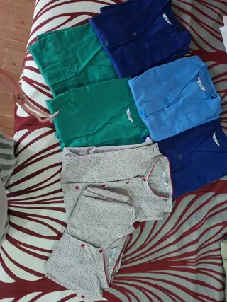 Uniformes XSS (Azul/Verde). Camisas talla 38 y 48