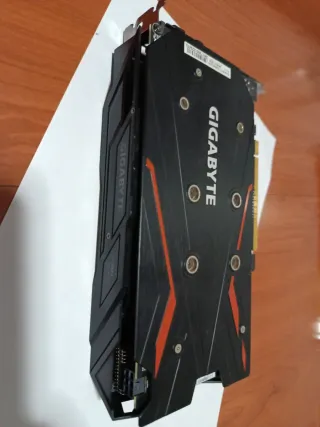 Gigabyte RTX 1050 Ti Tarjeta Gráfica