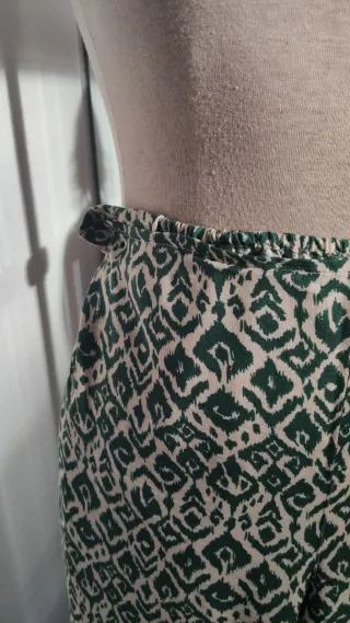 Conjunto de dos pantalones con un bonito estampado