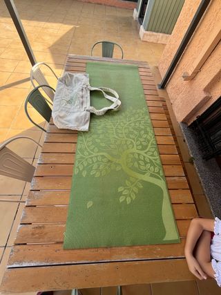 Esterilla de yoga con bolso ambos marca Gaiam