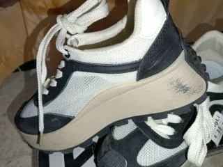 Zapatillas Mujer Negras y Blancas