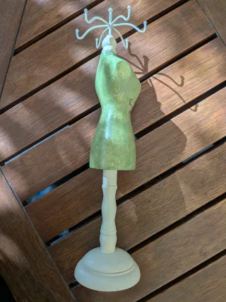 Expositor joyero maniquí vintage