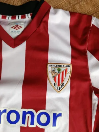Camiseta Athletic Club Bilbao, talla S de mujer.