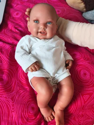 Muñeco bebé reborn realista