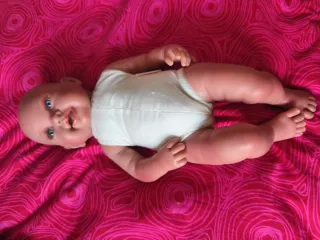 Muñeco bebé reborn realista