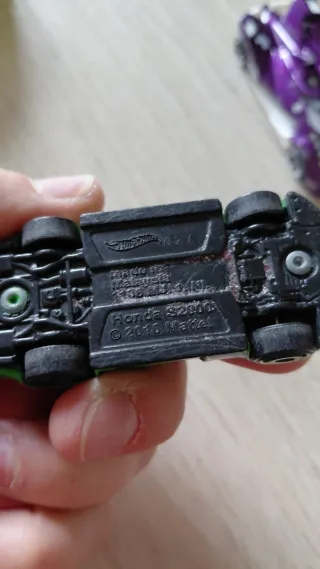 Lote de 10 coches de juguete variados