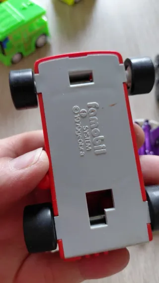 Lote de 10 coches de juguete variados