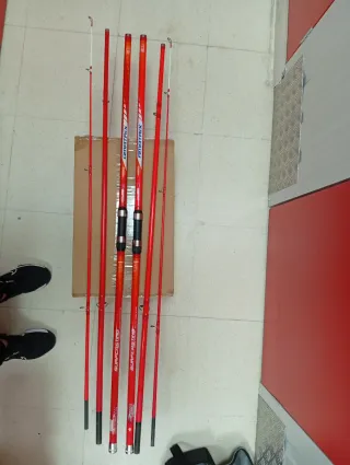 Caña de pescar y bolsa de pesca