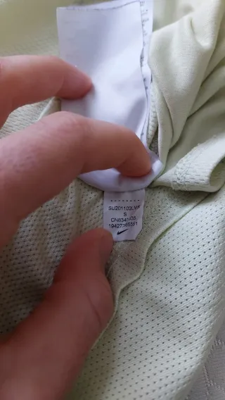 nike running t-shirt