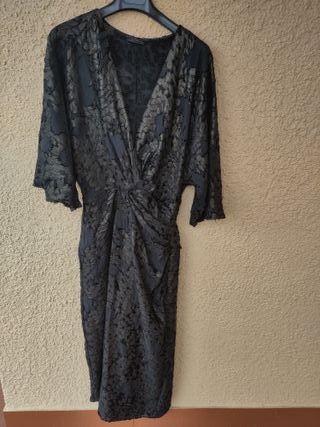 Vestido fiesta negro y dorado