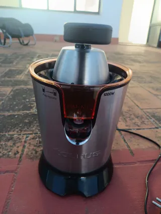 Exprimidor Eléctrico Taurus Easy Press 1000W