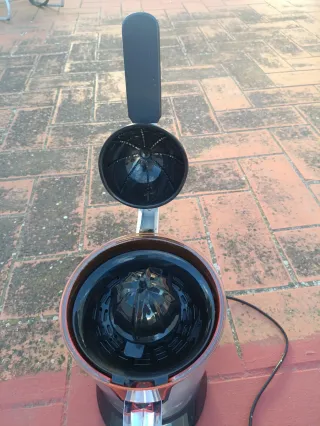 Exprimidor Eléctrico Taurus Easy Press 1000W