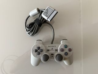 PlayStation 1 SCPH-7502 con gioco FIFA