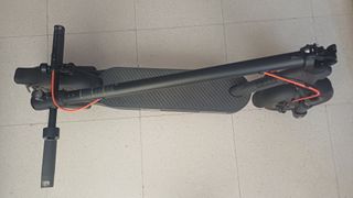 Patinete Eléctrico Xiaomi y casco