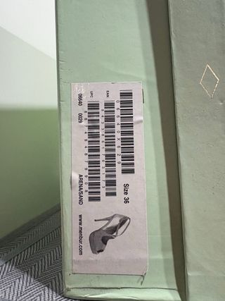 Zapatos de tacón Paco Mena dorados talla 36