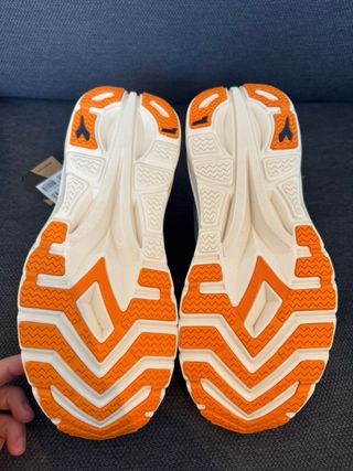 Zapatillas Diadora para correr azul y naranja