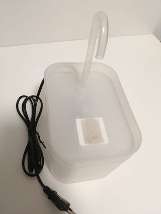 Fonte de água para gatos