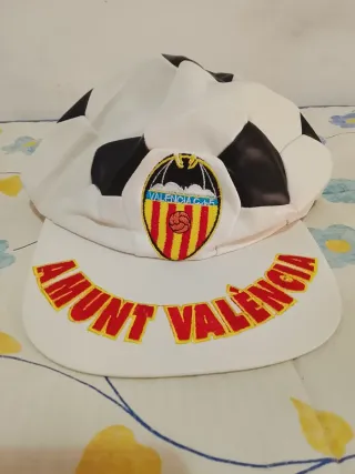 Gorra Valencia CF estilo balón vintage