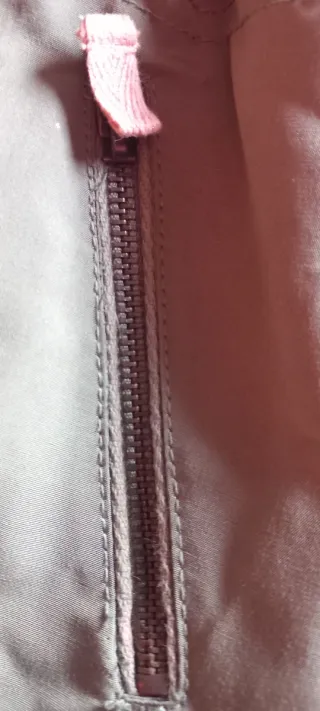 Abrigo niña verde con forro rosa talla 7/8 años