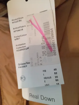 Abrigo plumífero beige