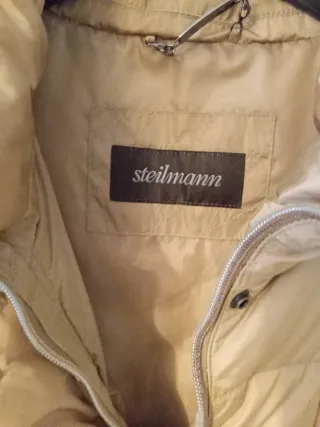 Abrigo plumífero beige