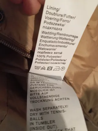 Abrigo plumífero beige