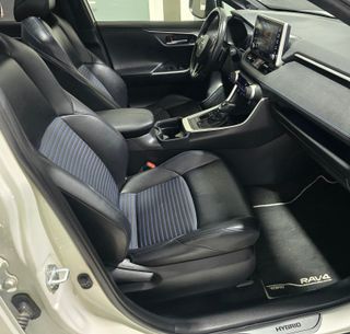 Toyota RAV4 full equipo