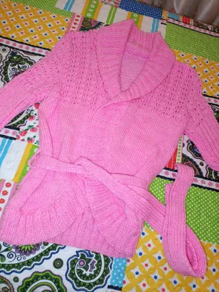 Chaquetón de lana rosa