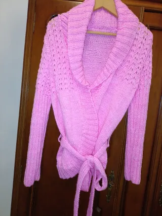 Chaquetón de lana rosa