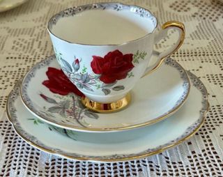 Set Tazze Inglesi in Porcellana con Rose