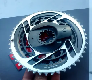 Sram Red platos AXS 46/33 con Potenciómetro quarq