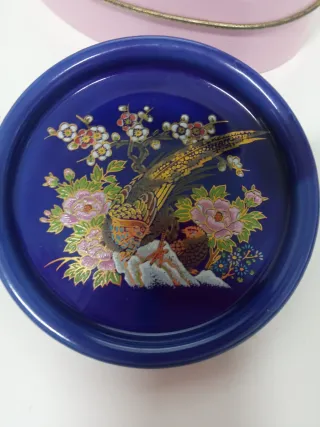 2 Piatti in Porcellana Giapponese Decorati