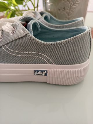 Zapatillas Lee como nuevas