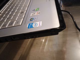 Toshiba Satellite que funciona con Windows 7