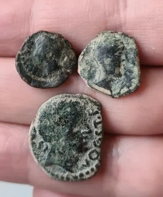 Lote de monedas ibero romanas.