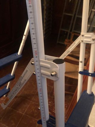 Escalera Piscina Metal y Plástico