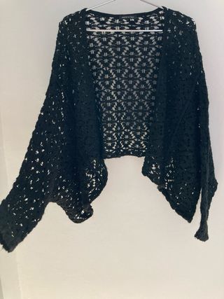 Chal/chaqueta de punto negro