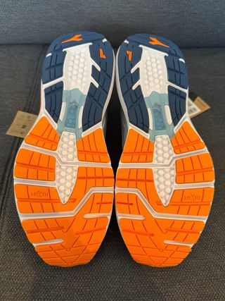 Zapatillas Diadora Mythos 8 Vortice Azul Naranja