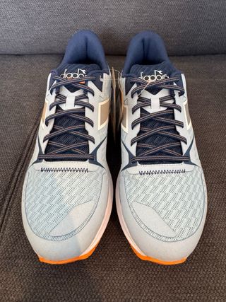 Zapatillas Diadora Mythos 8 Vortice Azul Naranja