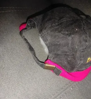 Gorra PASSOA Negra y Rosa