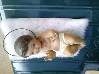Escultura Niño Jesús con halo