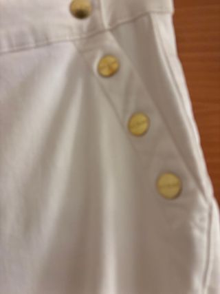 Pantalón Guess color crema nuevo