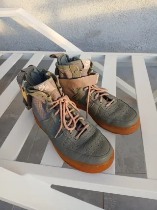 Nike SF Air Force 1 Botas Verdes Mujer