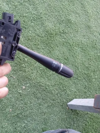 Mando Intermitentes Chrysler Voyager 2004