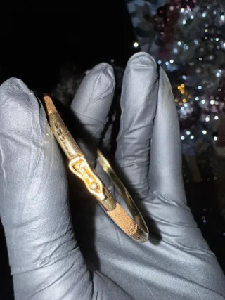 Pulsera rígida oro 18k