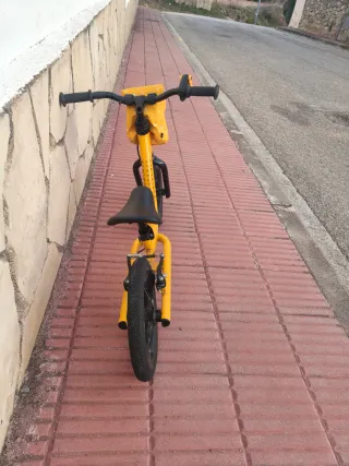 Bicicleta niño sin pedales con freno,sin bolsita