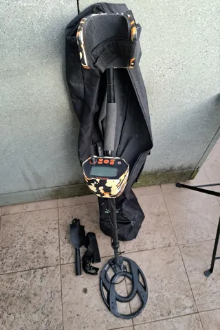 Detector de metales con bolsa