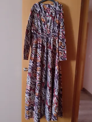 Vestido largo raso estampado