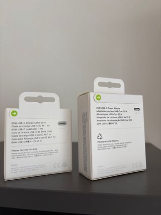 NUOVI Apple Cavo 1M USBC + Caricatore 2025 20W