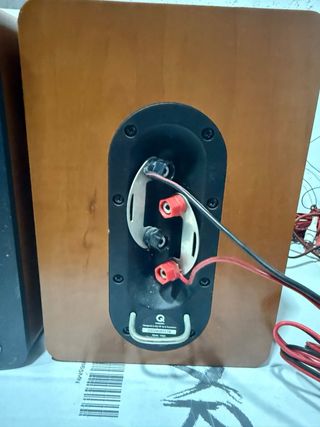 Amplificador Denon y Altavoces Q Acoustics